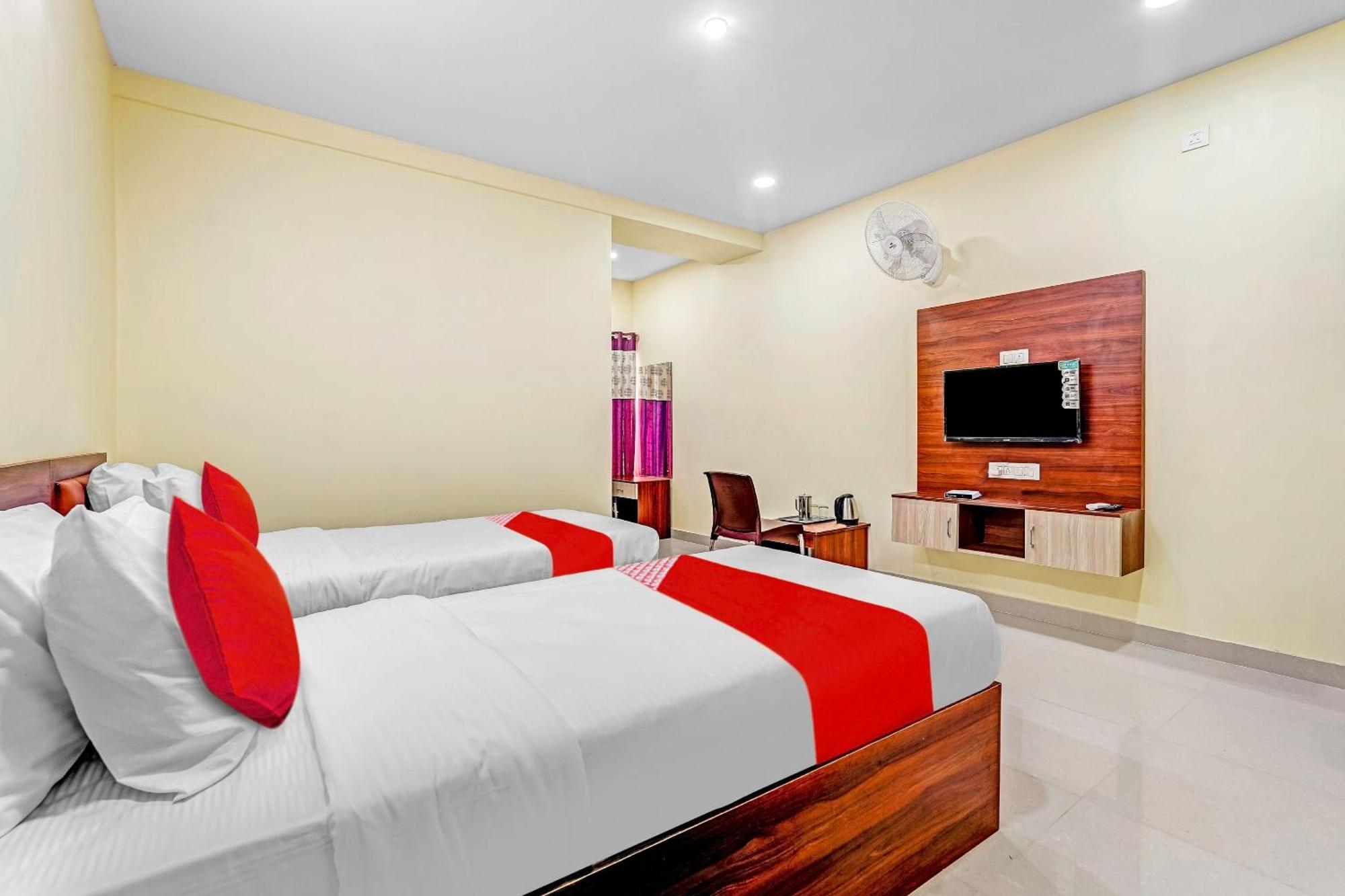 Oyo Flagship Hotel Ayodhya Bangalore Dış mekan fotoğraf