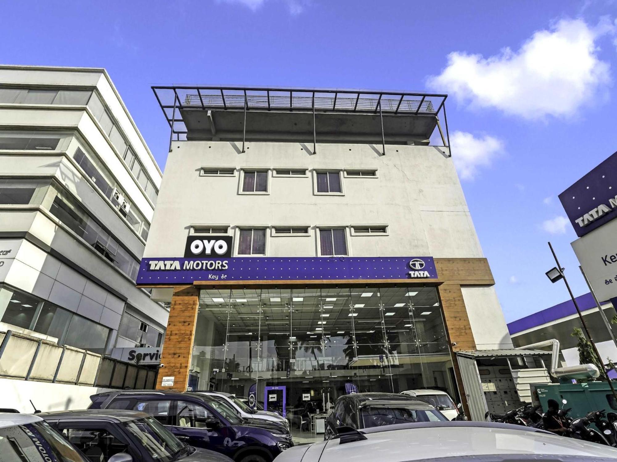 Oyo Flagship Hotel Ayodhya Bangalore Dış mekan fotoğraf