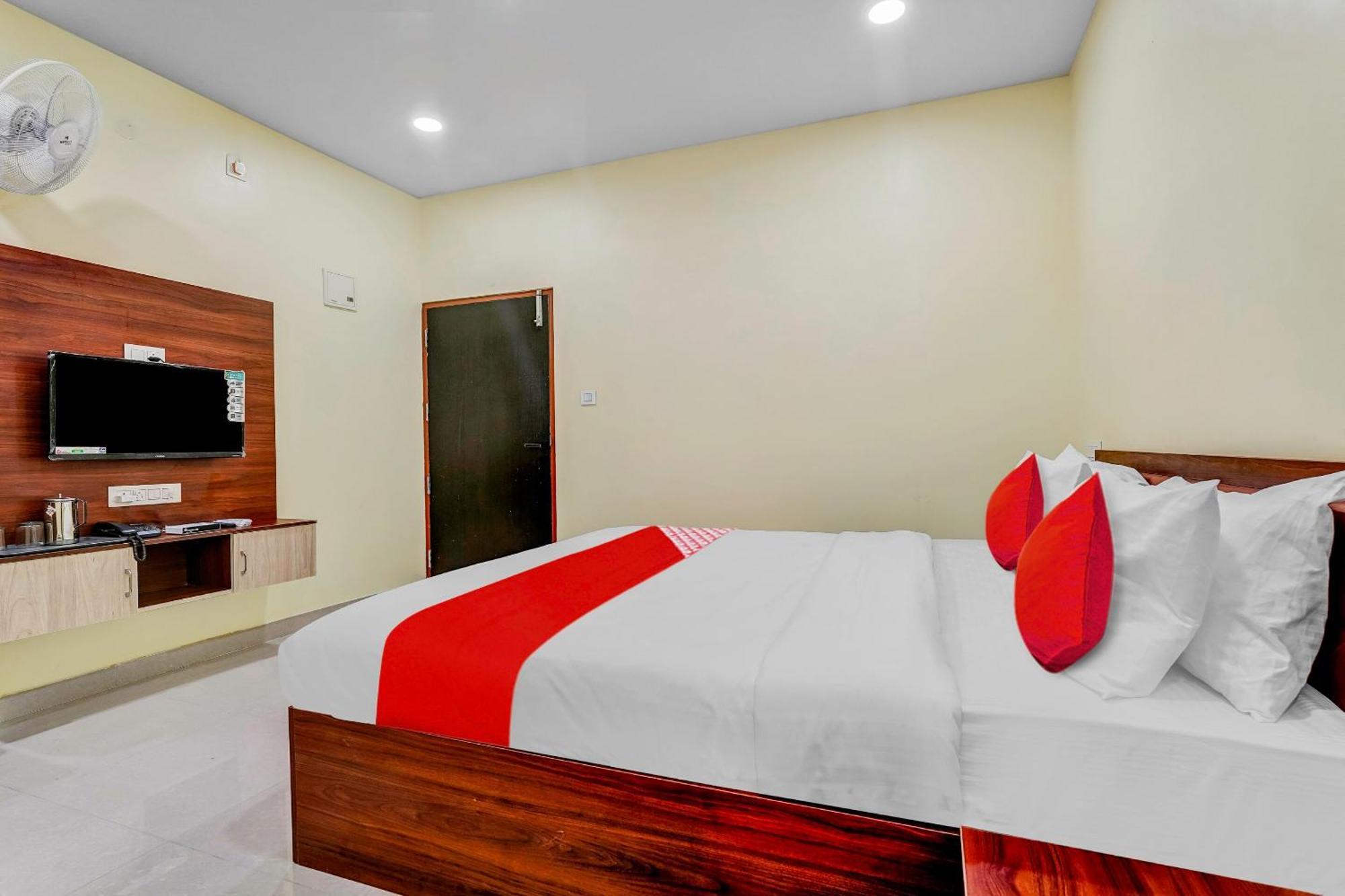 Oyo Flagship Hotel Ayodhya Bangalore Dış mekan fotoğraf